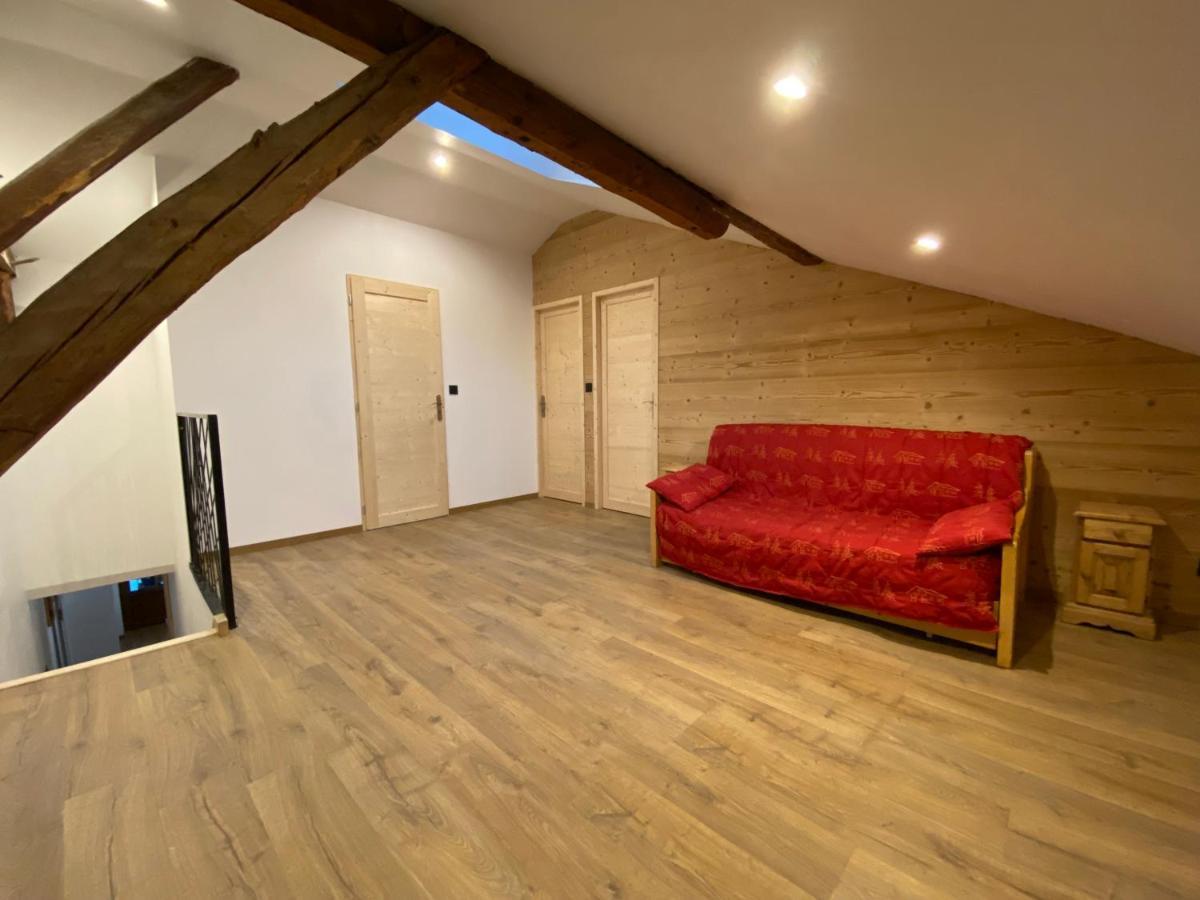 Appartement 75M2 Duplex Au Coeur Du Village De Queige Kültér fotó